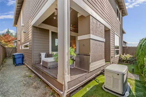 Exterior - 4112 170th Pl SE, Bothell, WA 98012 photo 4 of 6