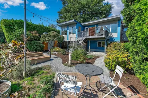 123 N 40th St, Seattle, WA 98103 photo 30