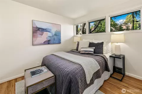123 N 40th St, Seattle, WA 98103 photo 12