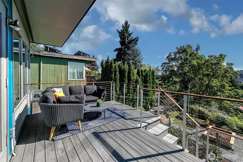 123 N 40th St, Seattle, WA 98103 photo 23