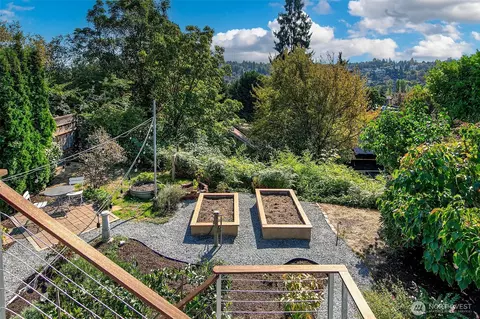 123 N 40th St, Seattle, WA 98103 photo 24