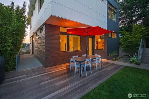 8244 2nd Ave NE, Seattle, WA 98115 photo 35