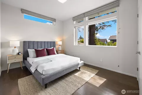 8244 2nd Ave NE, Seattle, WA 98115 photo 24
