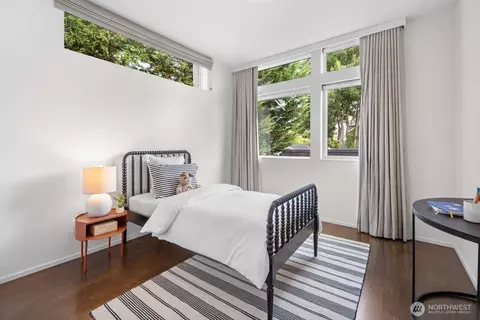 8244 2nd Ave NE, Seattle, WA 98115 photo 26