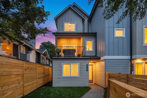 6722 Dibble Ave NW, Seattle, WA 98117