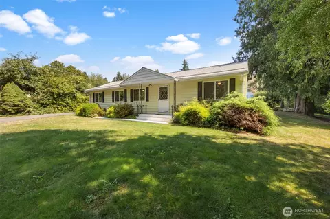 4224 Tracyton Beach Rd, Bremerton, WA 98310