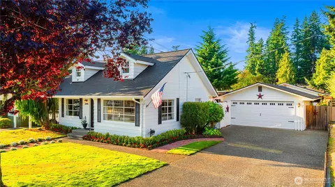 323 E Beech St, Everett, WA 98203