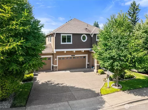 7715 202nd Ave E, Bonney Lake, WA 98391