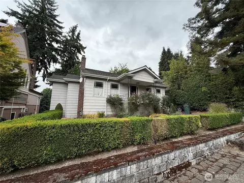 5765 26th Ave NE, Seattle, WA 98105