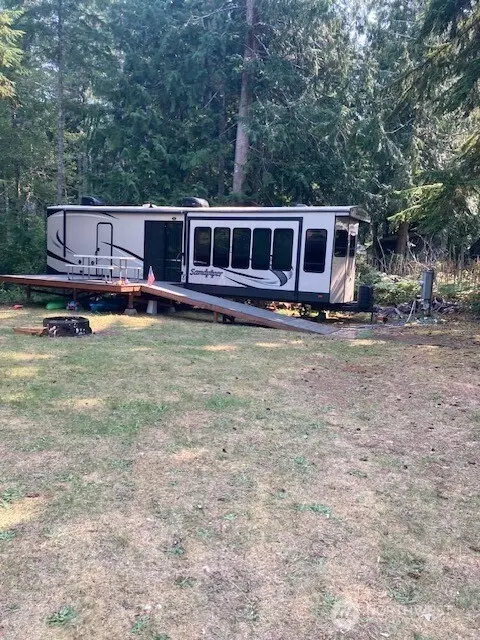 141 N Duckabush Dr N, Hoodsport, WA 98548