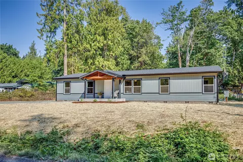 21284 Howard Ave, Kingston, WA 98346