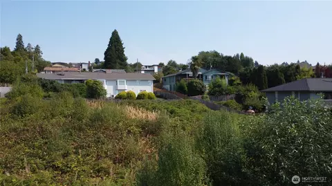 1503 S Brookside Ter, Tacoma, WA 98465