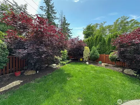 Exterior - 4210 157th Pl SE, Bothell, WA 98012 photo 7 of 12
