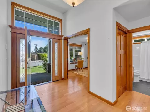 Entry Way - 4210 157th Pl SE, Bothell, WA 98012 photo 2 of 2