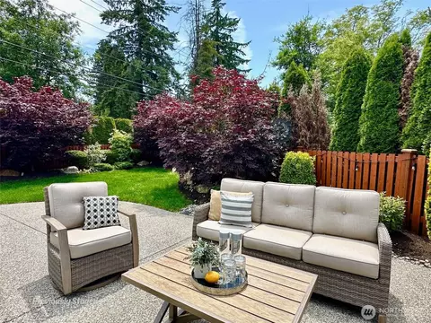 Exterior - 4210 157th Pl SE, Bothell, WA 98012 photo 2 of 12
