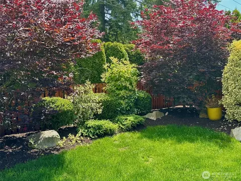Exterior - 4210 157th Pl SE, Bothell, WA 98012 photo 8 of 12