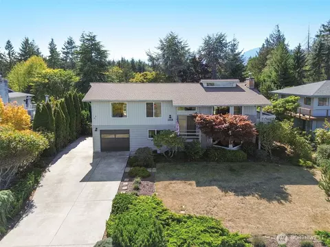 103 Island View Rd, Port Angeles, WA 98362