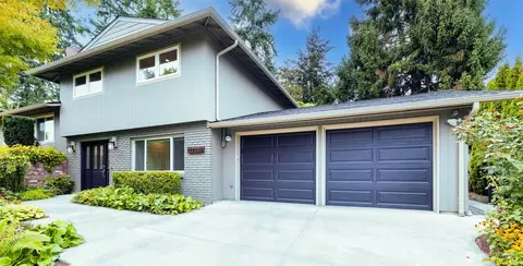 17134 NE 8th Pl, Bellevue, WA 98008
