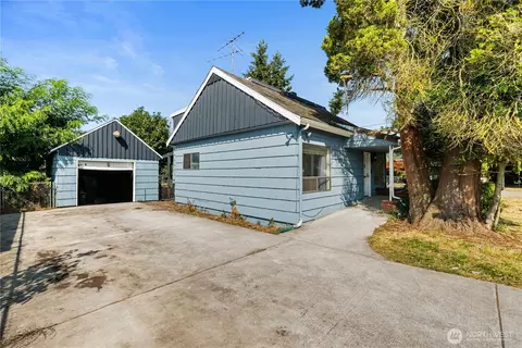 901 2nd Ave N, Kent, WA 98032