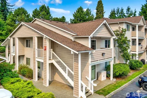 Other - 1001 W Casino Rd #F201, Everett, WA 98204 photo 2 of 6