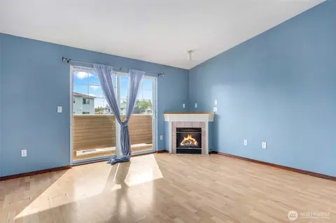 Living - 1001 W Casino Rd #F201, Everett, WA 98204 photo 2 of 2