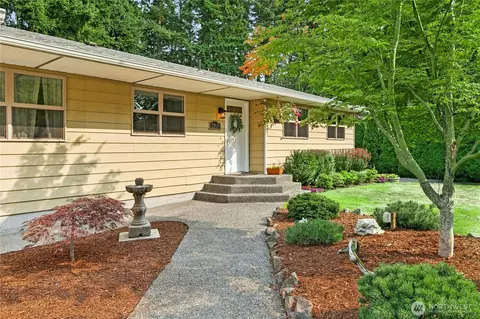 22615 1st Dr SE, Bothell, WA 98021