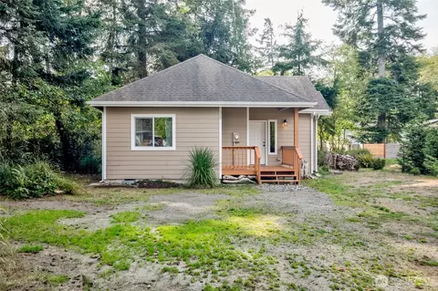 359 Duck Lake Dr NE, Ocean Shores, WA 98569