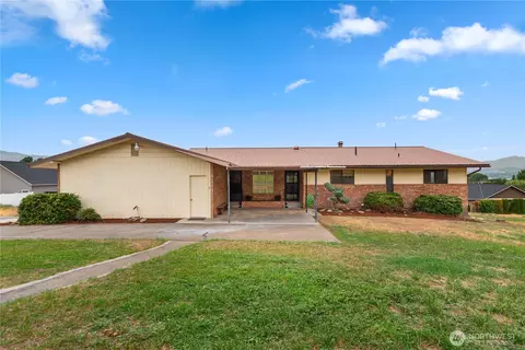 293 Wilky Way NE, East Wenatchee, WA 98802