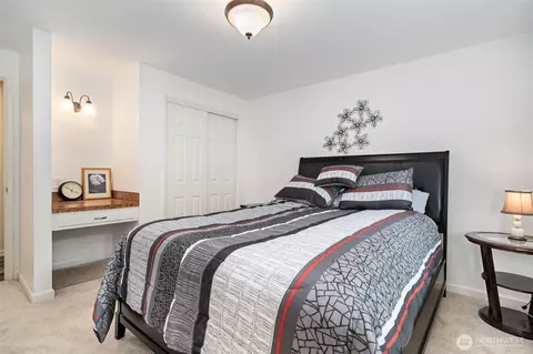 Bedroom - 383 Kirner Rd, Sequim, WA 98382 photo 4 of 6