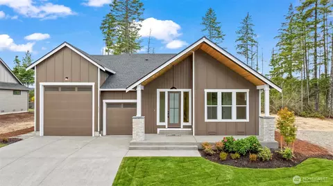 5547 Big Buck Pl NW, Bremerton, WA 98312
