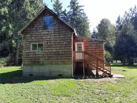 41498 Cape Horn Dr, Concrete, WA 98237