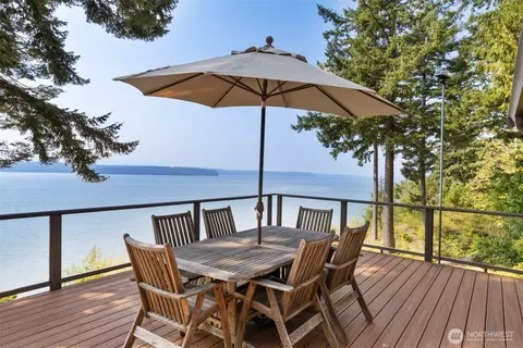 34441 Hood Canal Dr NE, Kingston, WA 98346