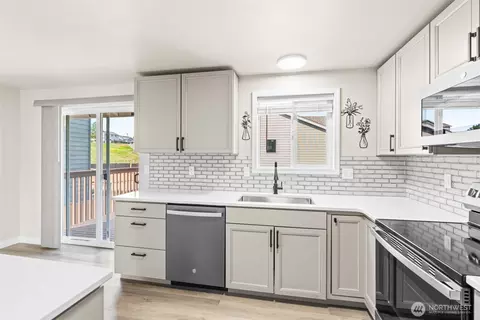 2017 201st St E, Spanaway, WA 98387 photo 12