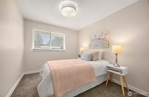 Bedroom - 9236 NE 191st St, Bothell, WA 98011 photo 2 of 4