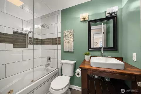 Bath - 9236 NE 191st St, Bothell, WA 98011 photo 1 of 2