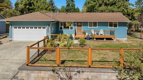 9236 NE 191st St, Bothell, WA 98011
