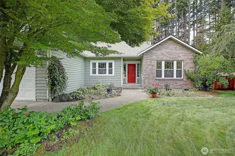 1142 San Juan Dr, Camano Island, WA 98282