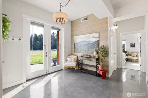 Entry Way - 135 Edgington Dr, Sequim, WA 98382 photo 1 of 3