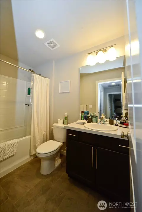 Bath - 1338 Cascade St, Sultan, WA 98294 photo 1 of 2