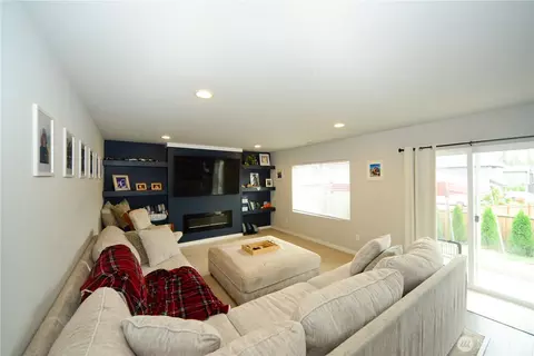 Living - 1338 Cascade St, Sultan, WA 98294 photo 1 of 1