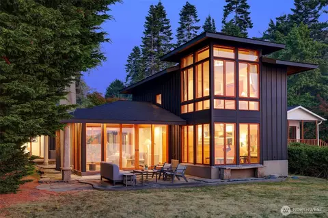 3178 Baby Island Rd, Langley, WA 98260