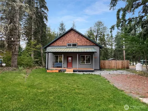 31012 554th St E, Ashford, WA 98304