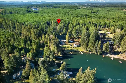 1651 E Phillips Lake Loop Rd, Shelton, WA 98584