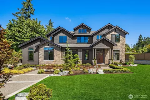 13808 SE 1st St, Bellevue, WA 98005