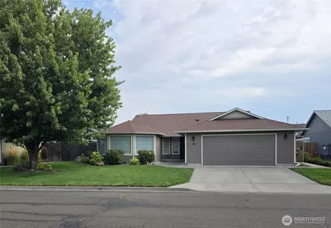 2081 Gemstone Dr, Walla Walla, WA 99362