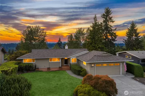 1627 121st Ave SE, Bellevue, WA 98005