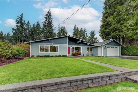 8819 123 Ave SE, Newcastle, WA 98056