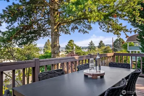3817 SW Dakota St, Seattle, WA 98126