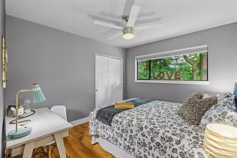 Bedroom - 411 58th St SE, Everett, WA 98203 photo 2 of 3