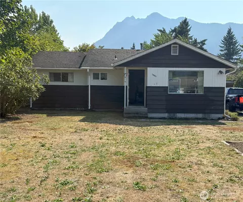 1005 Alvord St, Darrington, WA 98241